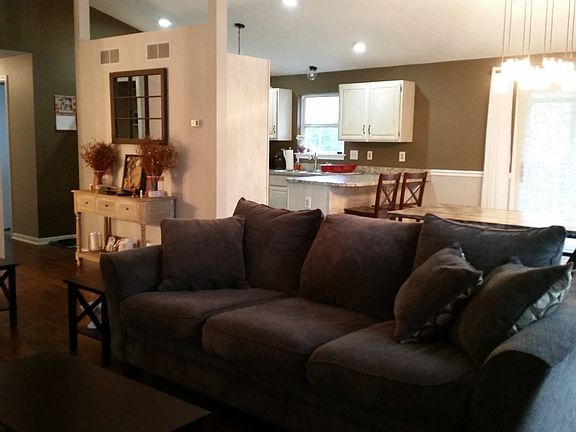 3rd image of 1330 Basil Ct