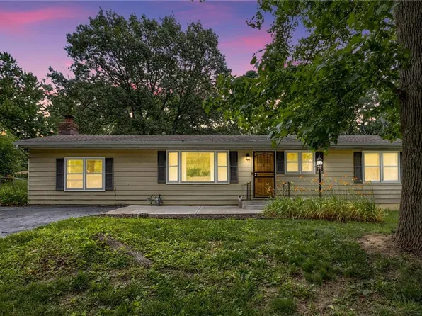 109 N Sinclair Rd, Independence, MO 64050