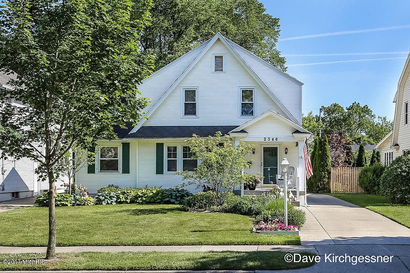 1st image of 2340 Argentina Dr SE