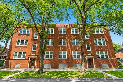 2514 W Belle Plaine Ave #1 Photo 1