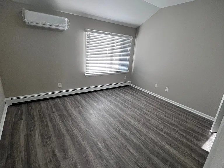 441 Manville Rd #4 — Photo 15