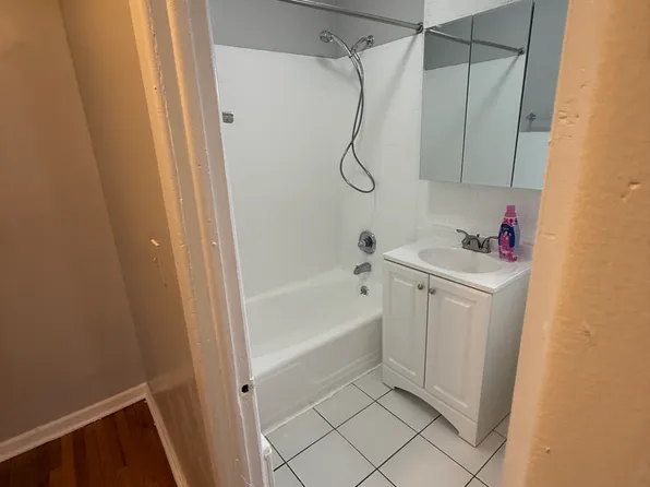 2067 Edenwald Ave Floor 2, Bronx, NY 10466