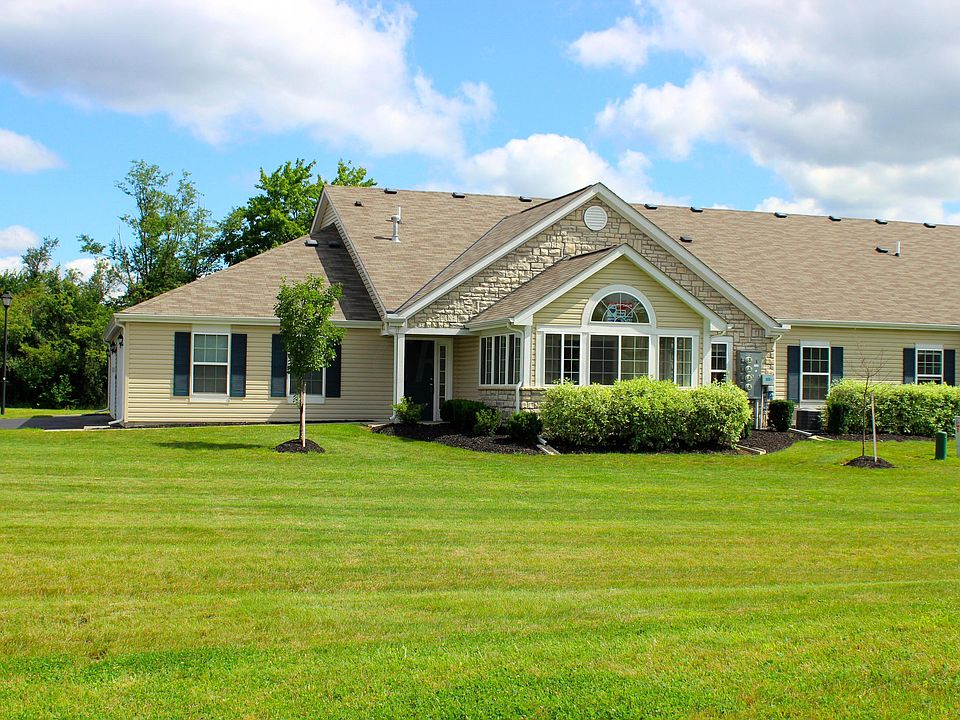 1st image of 662 Fairbury Way #13-A