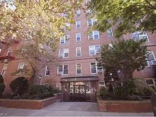 Sold by Talk of the Town Realty | media 2