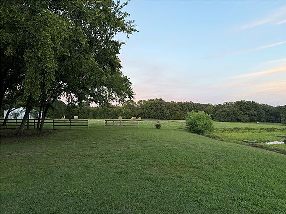 4th image of 3041 Choctaw Rd
