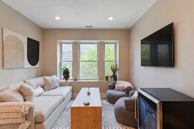 2 bed, 2.0 bath, $2,650 — Photo 4