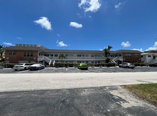 3220 NE 10th St APT 4, Pompano Beach, FL 33062