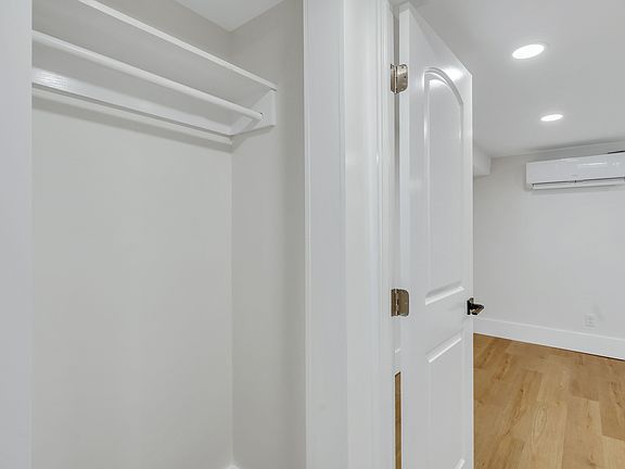 3rd image of 504 Maupas Ave #B