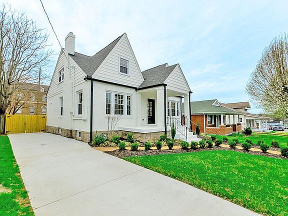 4th image of 1219 Villa Pl
