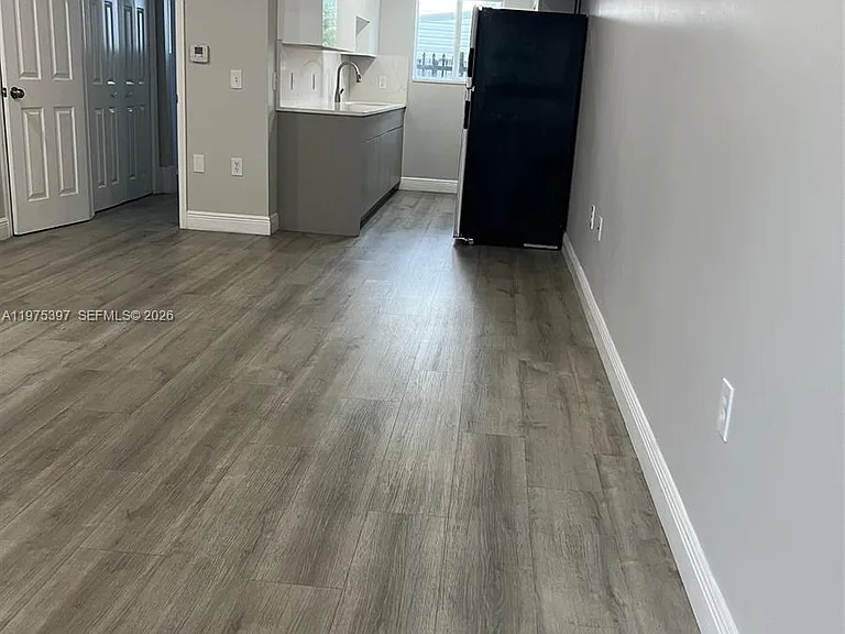 1901 Johnson St #2 — Photo 2