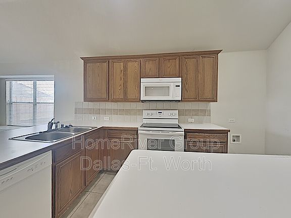 4th image of 6410 Melody Hill Dr