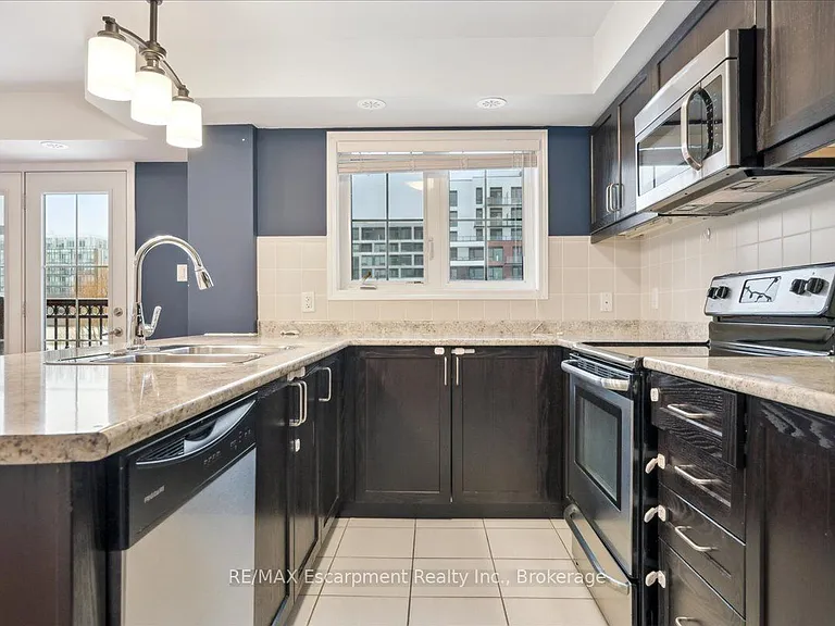 2441 Greenwich Dr #64 — Photo 25