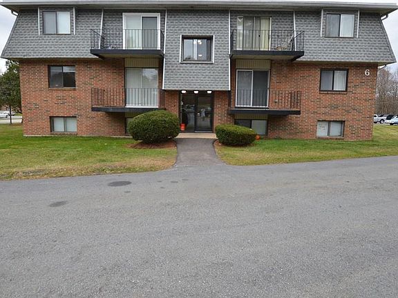 2nd image of 176 Maple Ave APT 6-21
