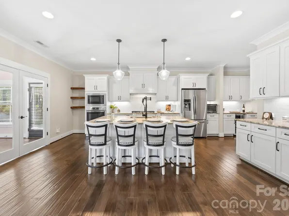 334 McCrary Rd, Mooresville, NC 28117