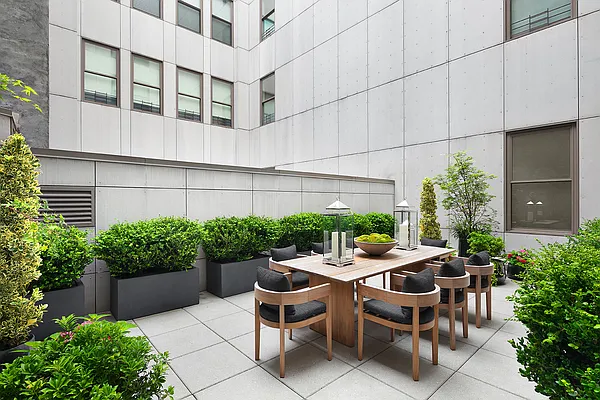 Sold by Compass | media 31