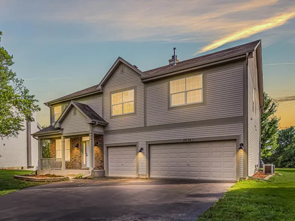 2054 S Jonathan Dr, Round Lake, IL 60073