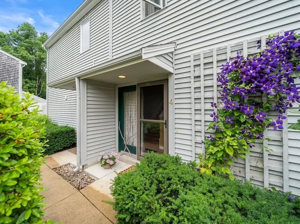 4 Barberry Mew Unit 4, Sandwich, MA 02563