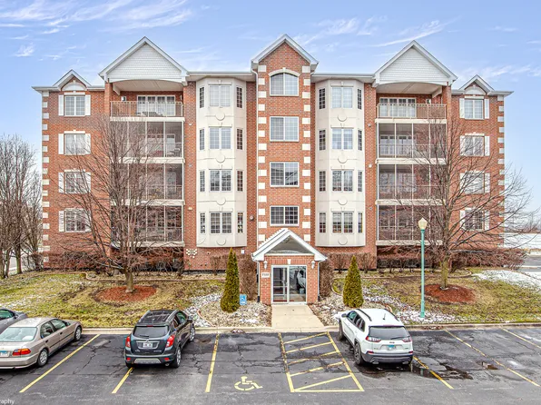 7722 Greenway Blvd #3, Tinley Park, IL 60487