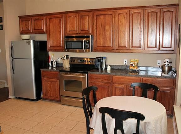 4th image of 4608 Aylesbury Ct