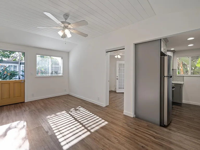 426 Brooks St #B — Photo 4