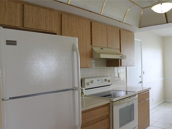 3rd image of 9030 40th St N