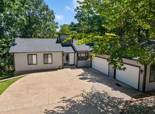 434 Cherokee Rd, Lake Ozark, MO 65049