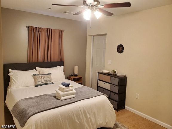 4th image of 230 Martin Luther King Blvd #1