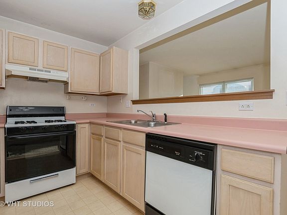 4th image of 12212 Fairway Cir Unit D