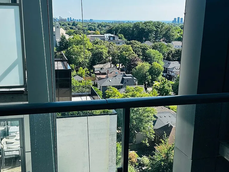2020 S Bathurst St #1101 — Photo 16