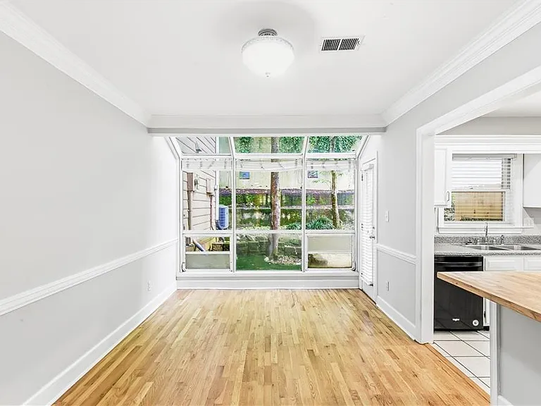 7500 Roswell Rd #80 — Photo 8