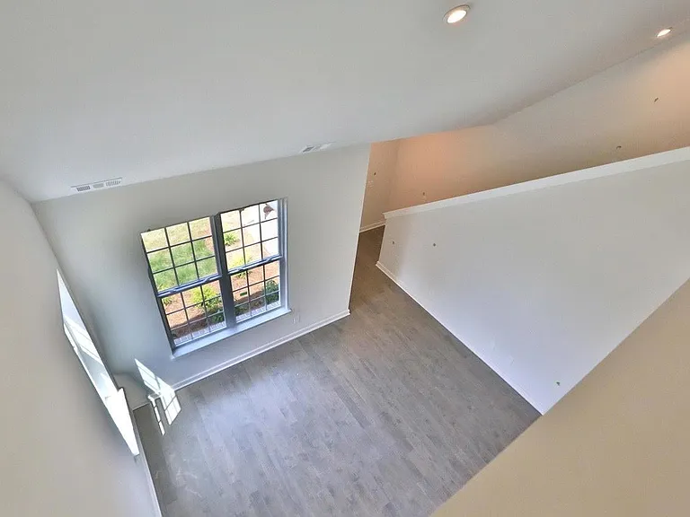 3714 Montgomery Way — Photo 13