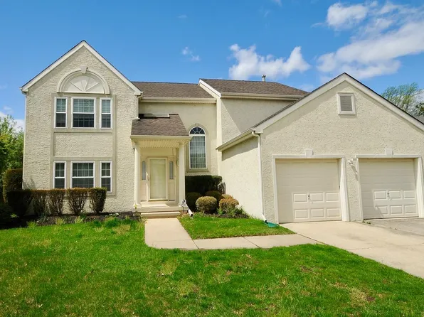 13 Owl Ct, Marlton, NJ 08053