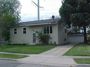 232 Hemlock Ave, Romeoville, IL 60446