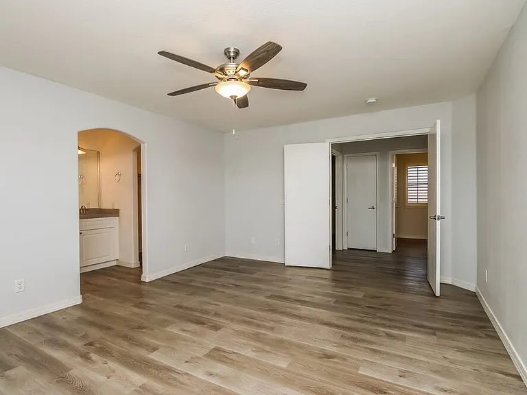 2930 E Brown Rd #15 — Photo 11