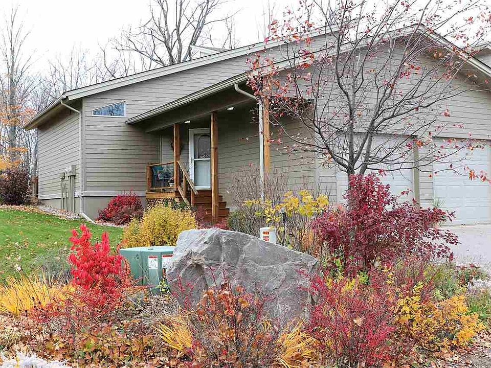 1st image of 1071 Merlin Ln #3