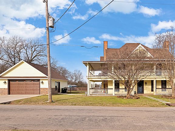 2nd image of 304 N Church St