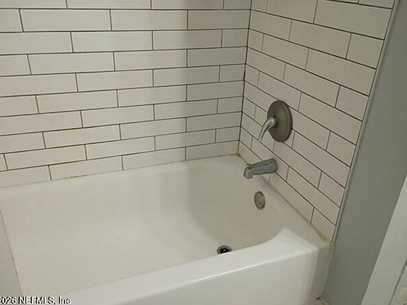 3rd image of 3329 SILVER Street