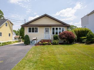 14 Quaid Ave, Sayreville, NJ