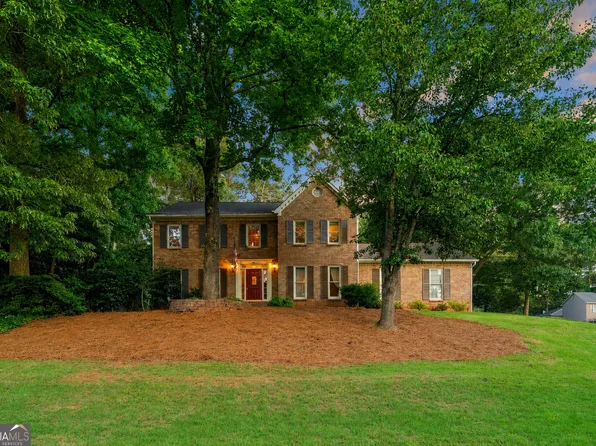 1975 Vintage Dr, Snellville, GA 30078