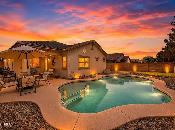 18556 W VOGEL Avenue, Goodyear, AZ 85338