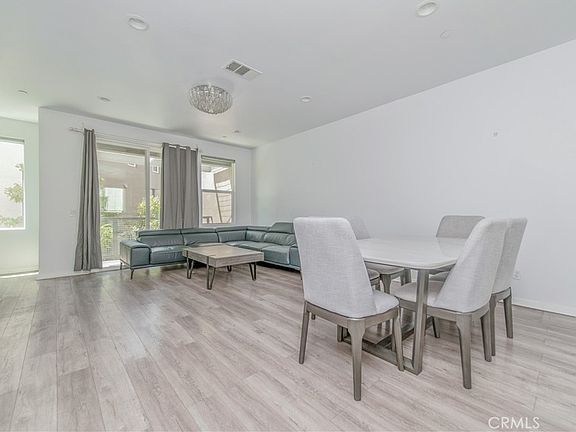 5th image of 11391 Meeker Ave