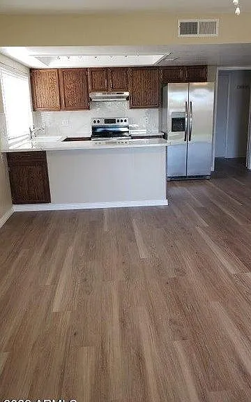 3627 W Aire Libre Ave — Photo 4