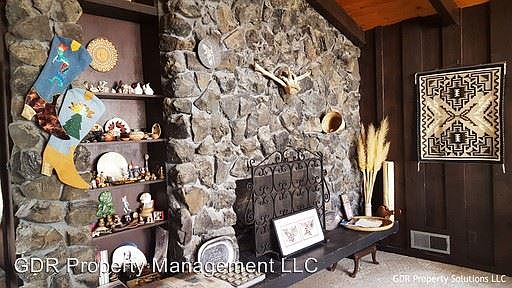 2nd image of 461 Graceland Dr SE