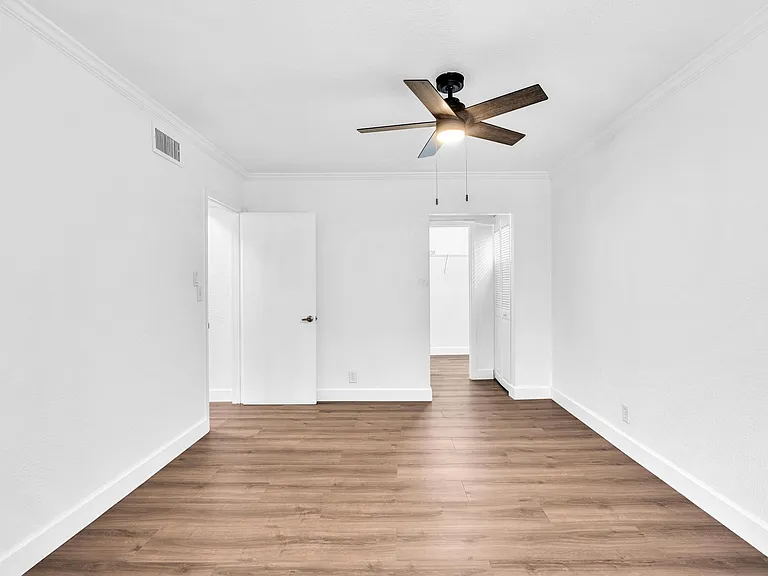 1291 NW 13th St #445D — Photo 34