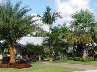 4561 NE 4th Ave, Oakland Park, FL 33334