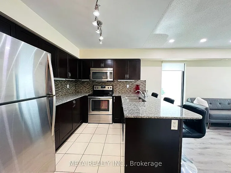 138 Widdicombe Hill Blvd #701 — Photo 11