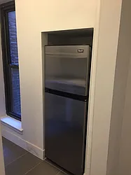 Rented by Lalezarian Properties