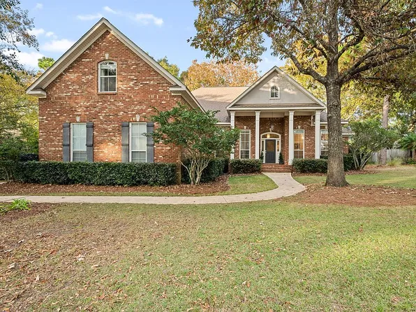 124 Easton Cir, Fairhope, AL 36532