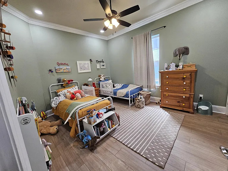 4403 Fontainebleau Dr — Photo 19
