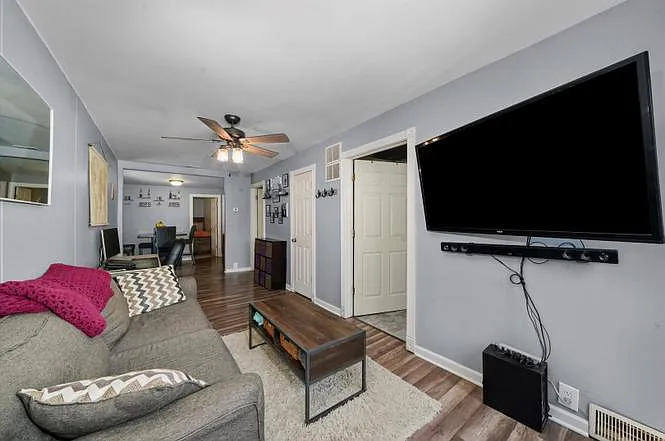 907 Oliver Ave — Photo 6